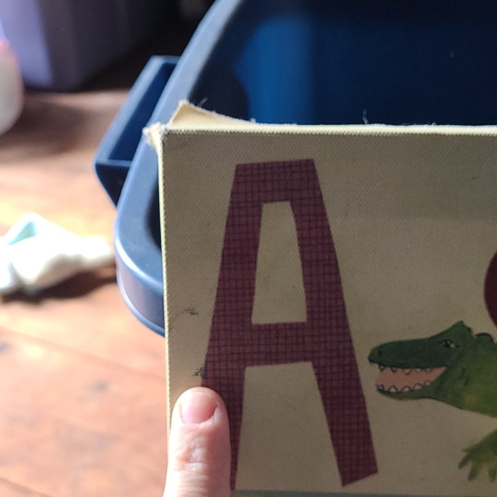 Alphabet wall decor - Picture 4 of 4